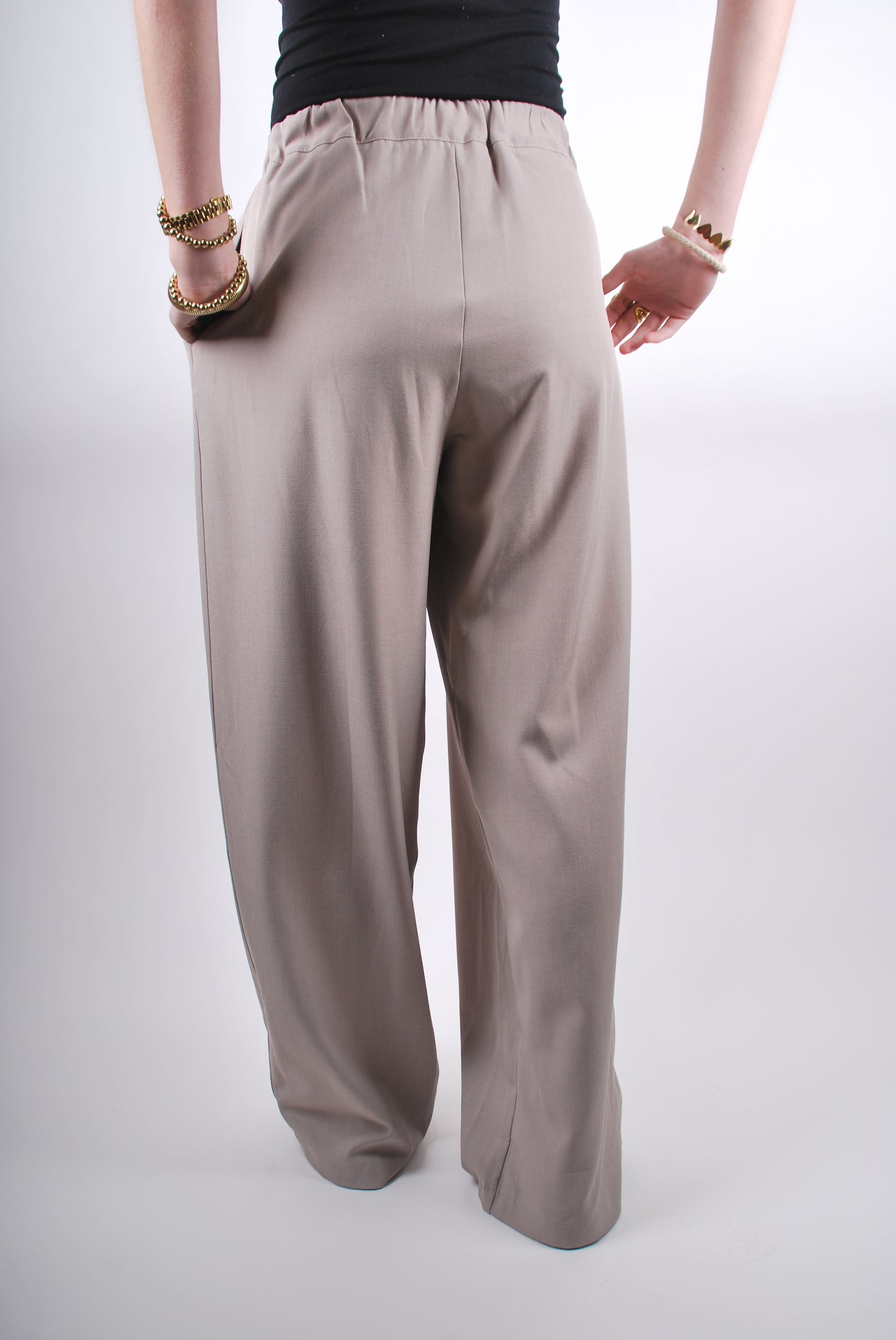 Anna Pantalon
