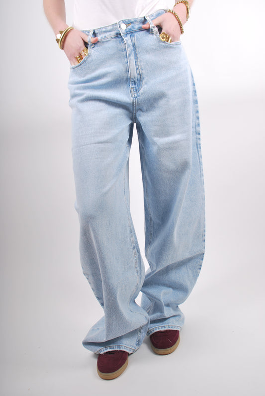Zoey Jeans