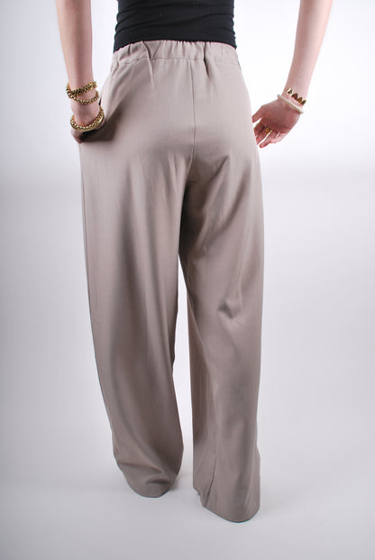 Anna Pantalon