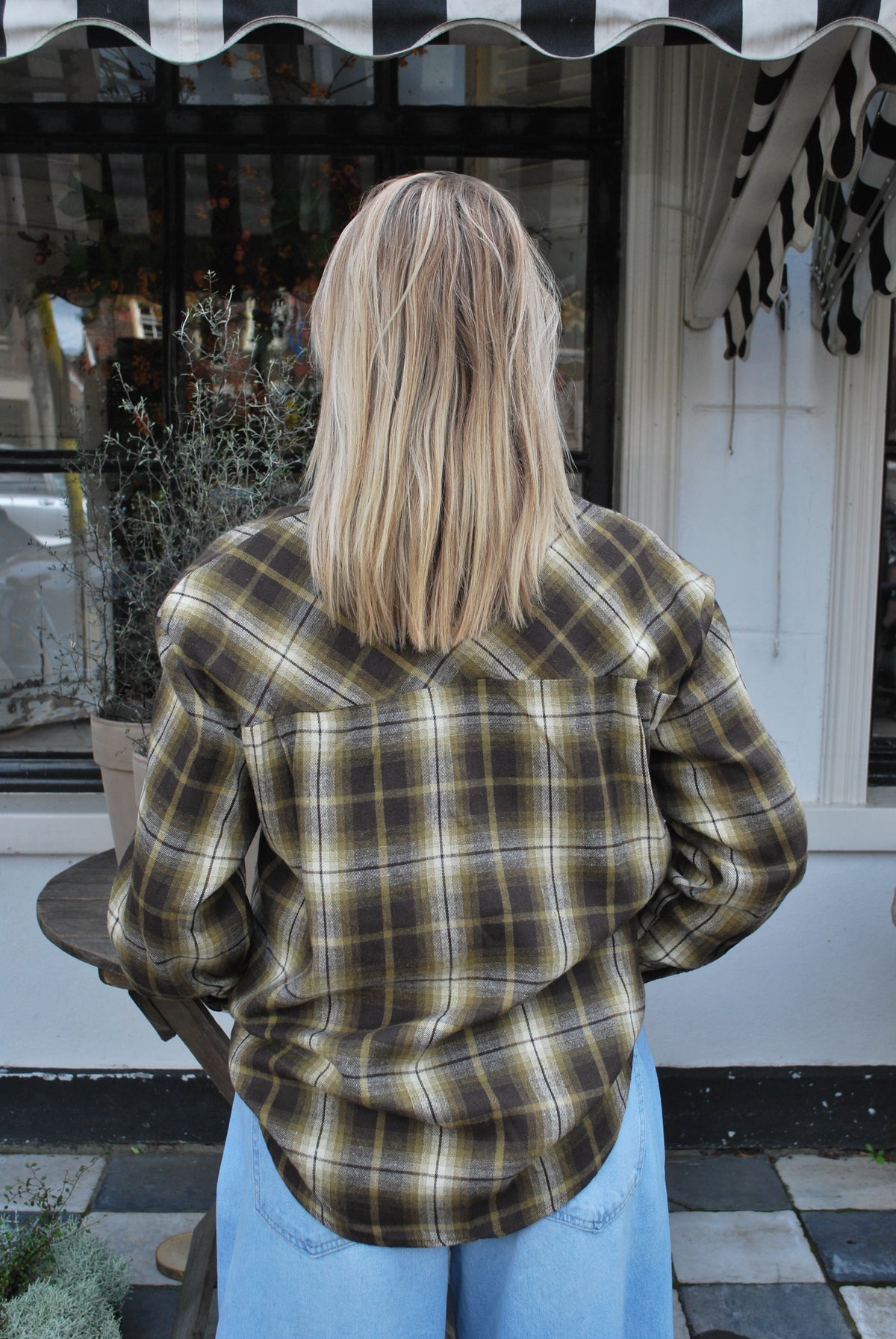 Kristien Geruite blouse Ambika – olijfgroen/bruin